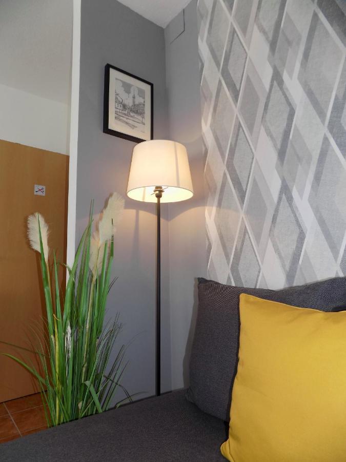 Fészek Apartman Sopron Exterior foto